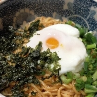 白ごまはありませんでしたが、焼き海苔を乗せて美味しくいただきました。